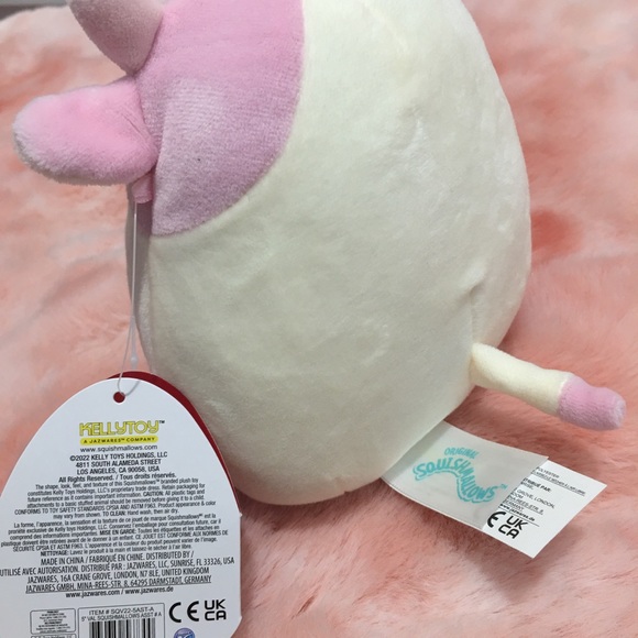 Caedyn 5” Valentine’s original squishmallows with heart nostrils - Picture 5 of 6